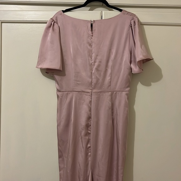 Beautiful LULUS Satin High Low dress - Picture 6 of 7